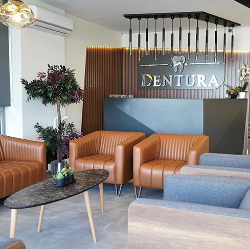 Dentura